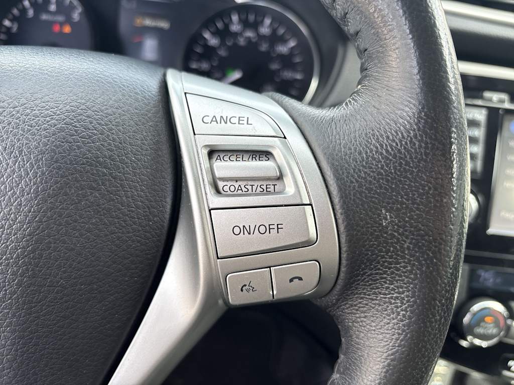 2016 Nissan Rogue SL - Photo 31