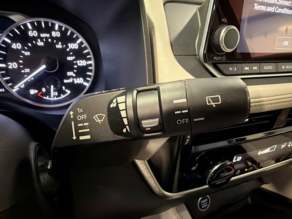 Thumbnail: 2023 Nissan Rogue - 14