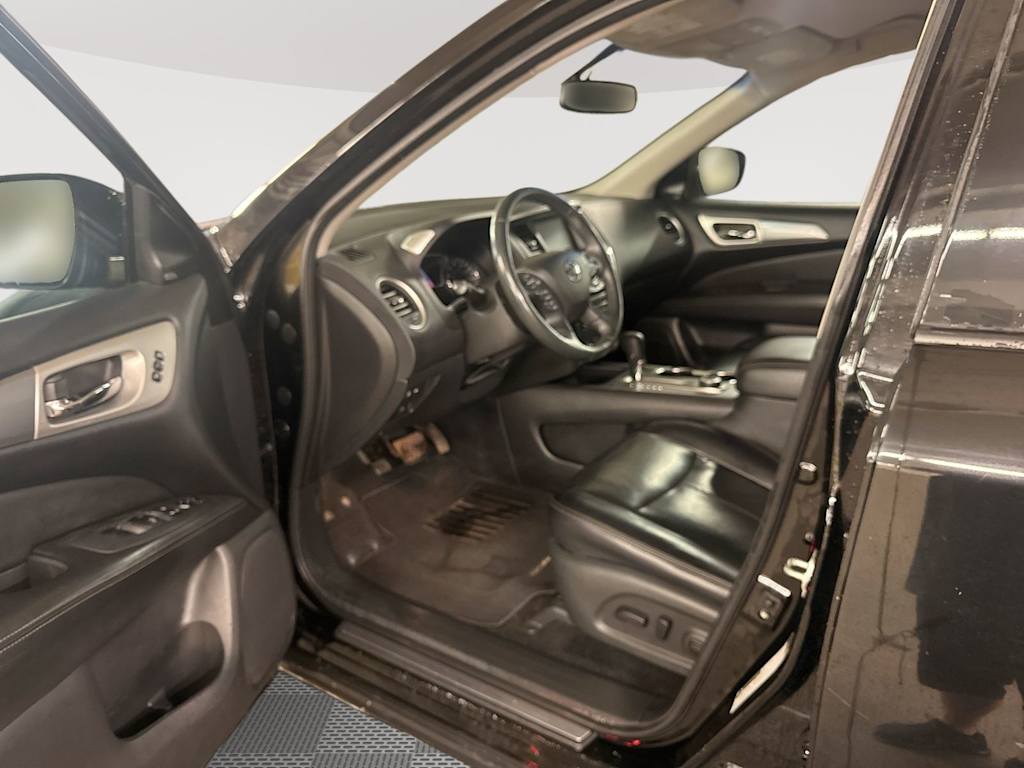 Thumbnail: 2018 Nissan Pathfinder - 23