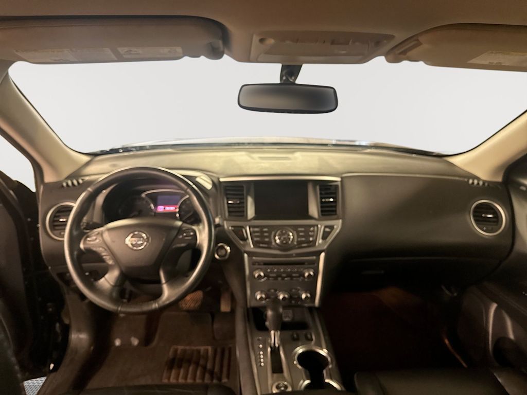 Thumbnail: 2018 Nissan Pathfinder - 2