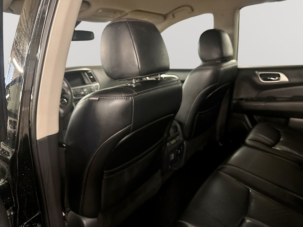 Thumbnail: 2018 Nissan Pathfinder - 11
