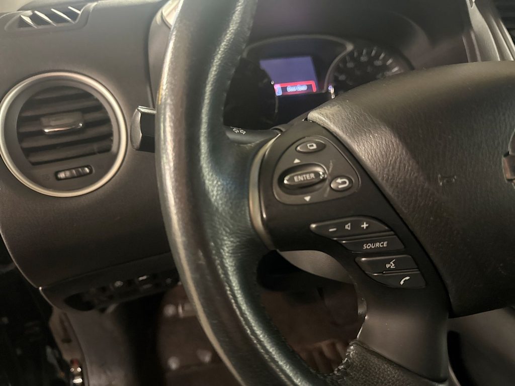 Thumbnail: 2018 Nissan Pathfinder - 29