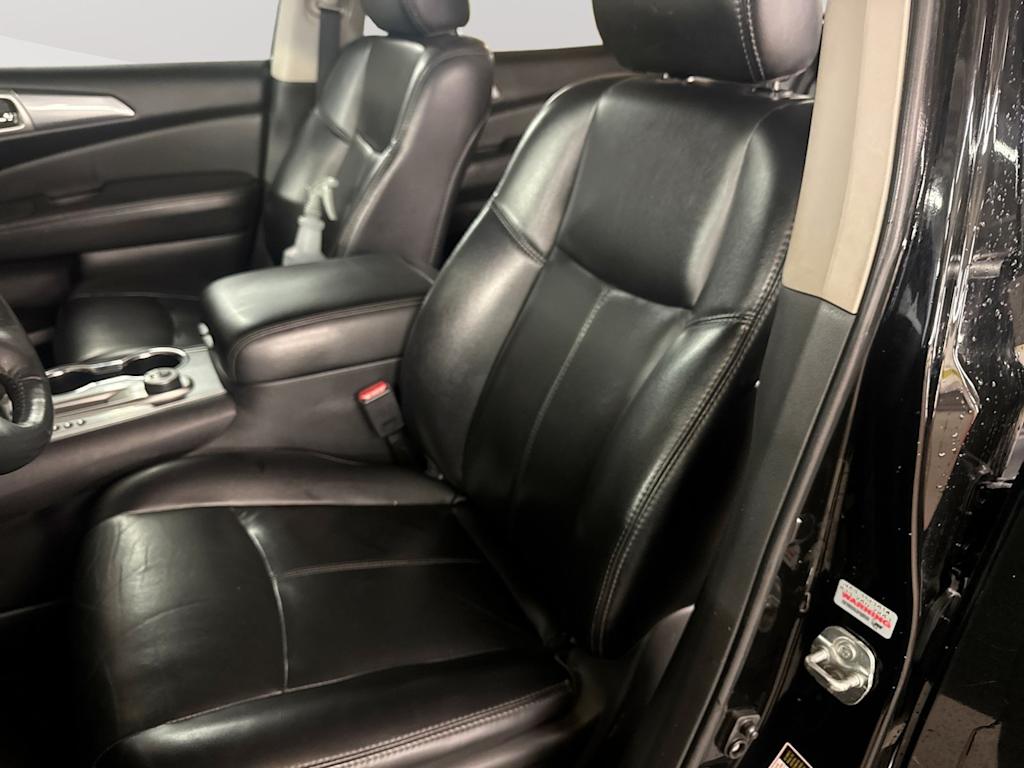 Thumbnail: 2018 Nissan Pathfinder - 9
