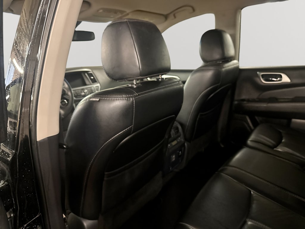 Thumbnail: 2018 Nissan Pathfinder - 11