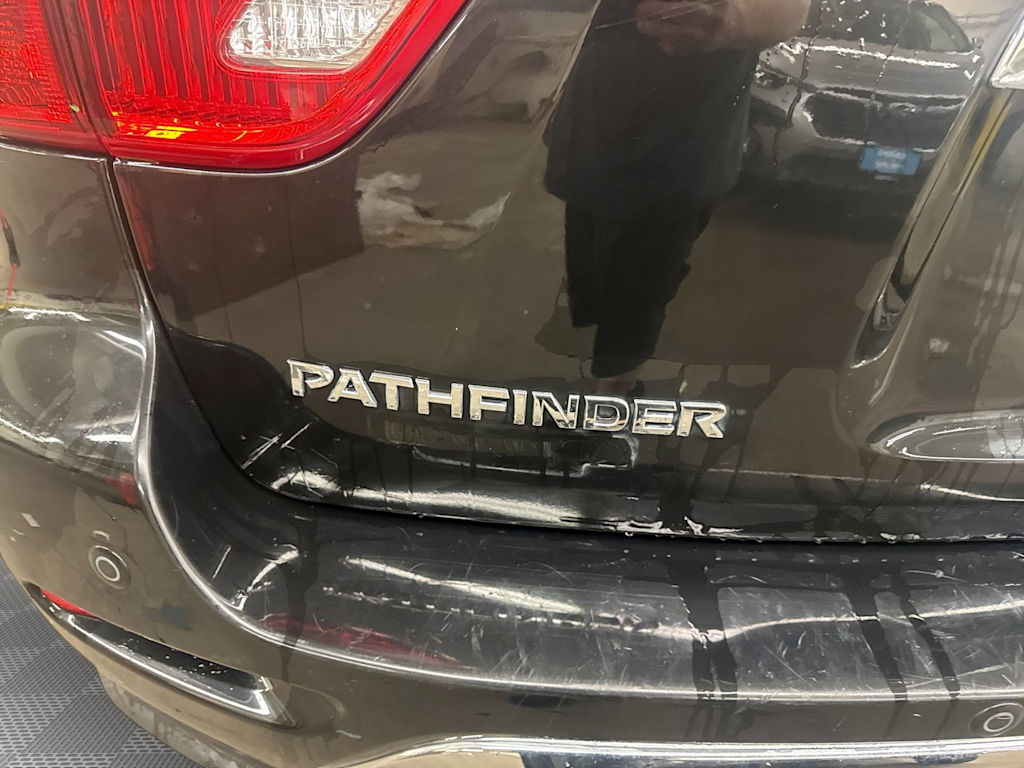 Thumbnail: 2018 Nissan Pathfinder - 25
