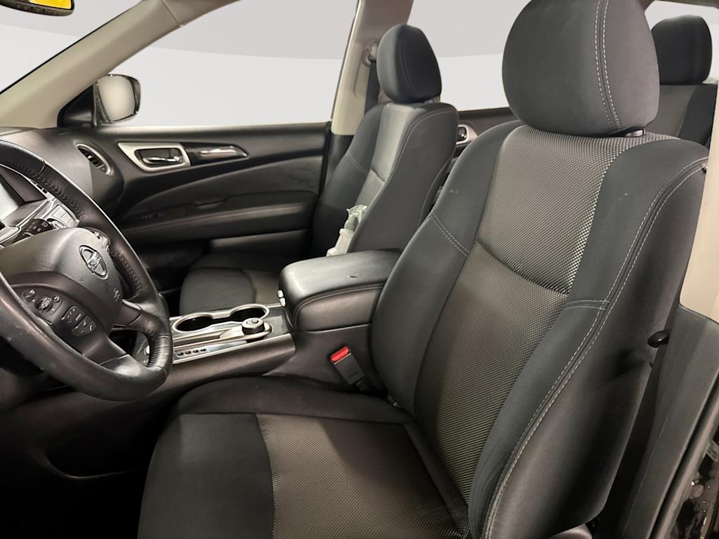 Thumbnail: 2019 Nissan Pathfinder - 9