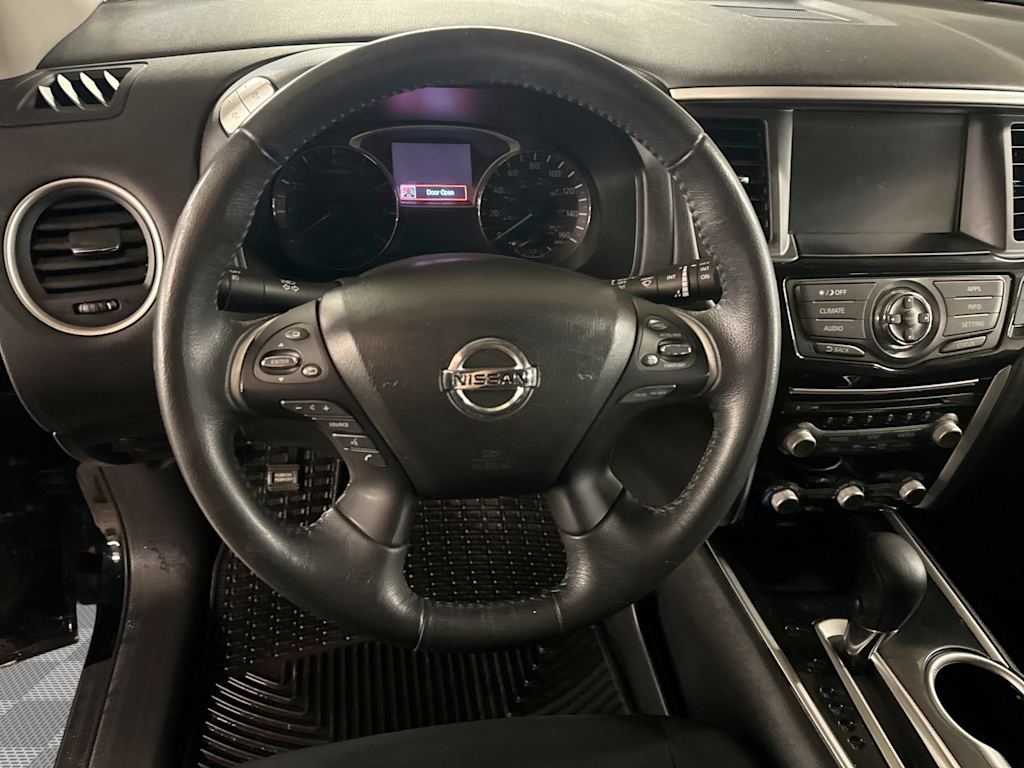 Thumbnail: 2019 Nissan Pathfinder - 8