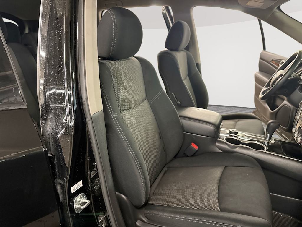 Thumbnail: 2019 Nissan Pathfinder - 30