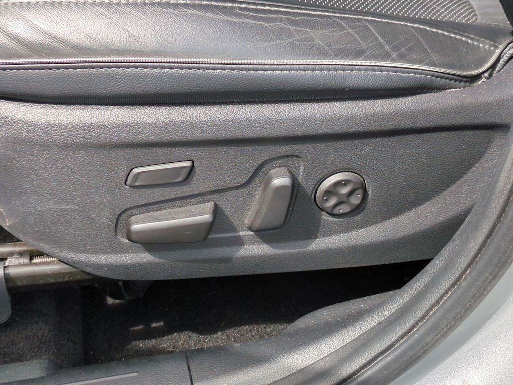 2021 Hyundai Santa Fe Limited 26