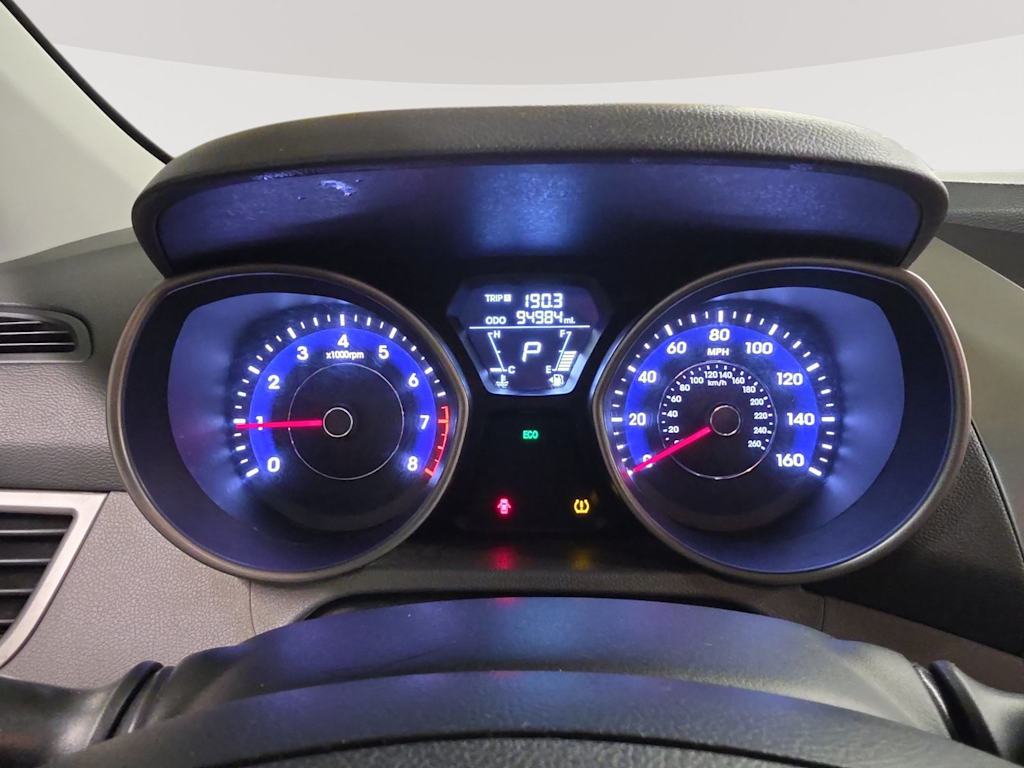 Thumbnail: 2013 Hyundai Elantra - 14