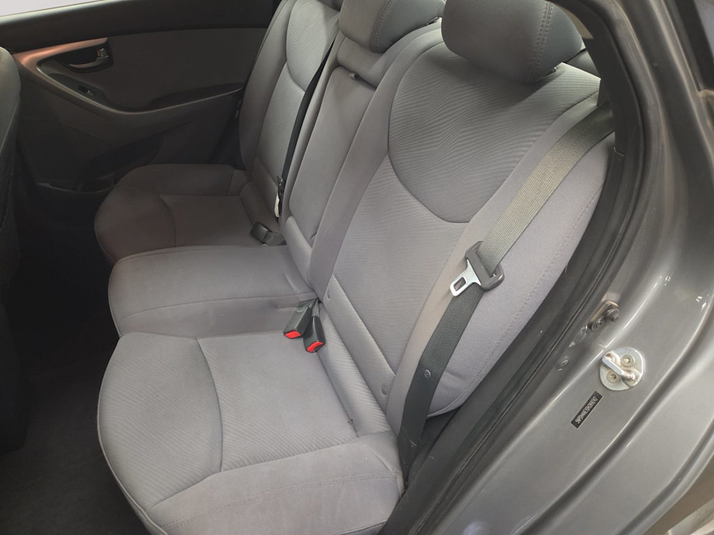 Thumbnail: 2013 Hyundai Elantra - 24