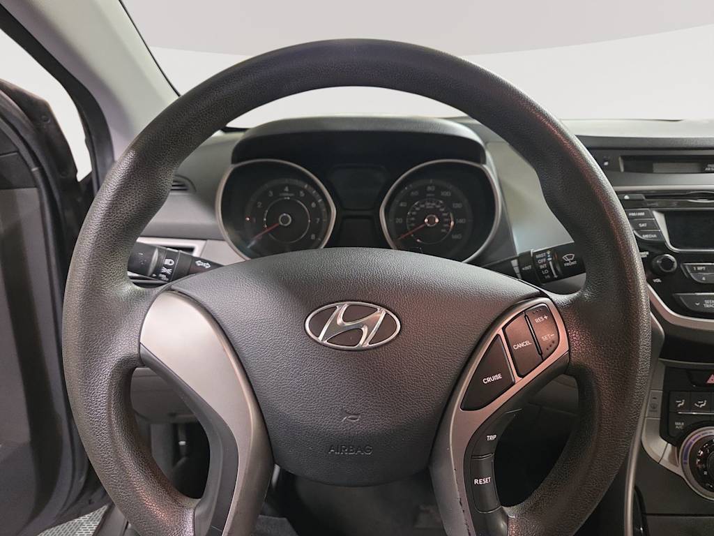 Thumbnail: 2013 Hyundai Elantra - 8