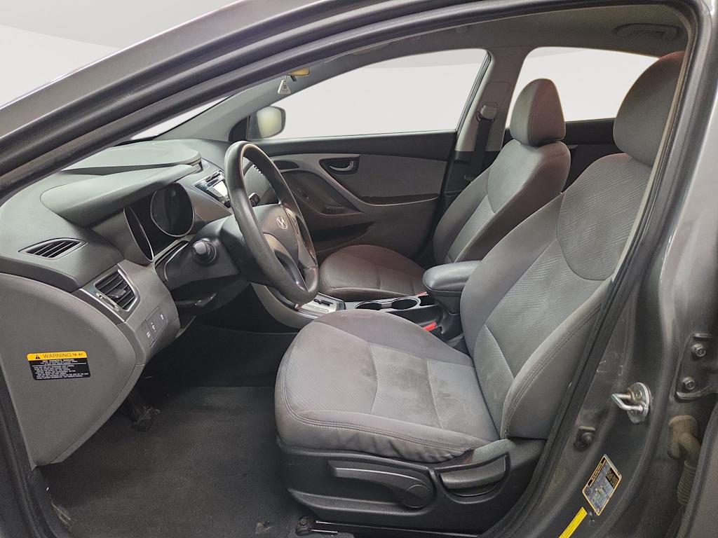 Thumbnail: 2013 Hyundai Elantra - 9