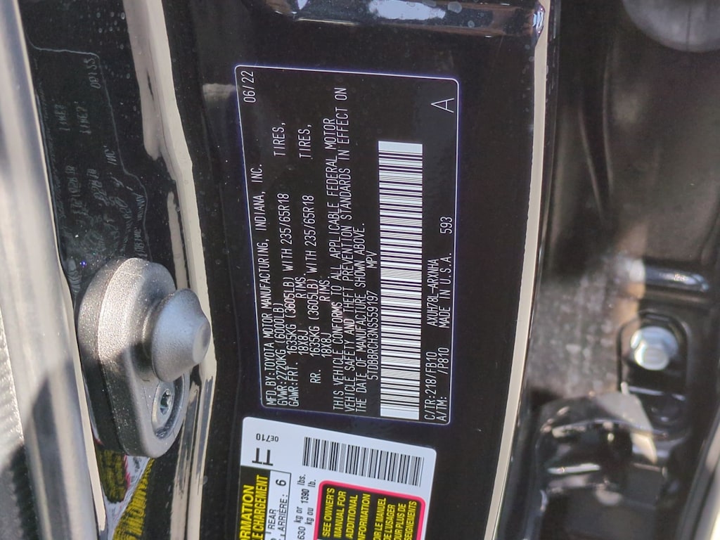2022 Toyota Highlander LE 20