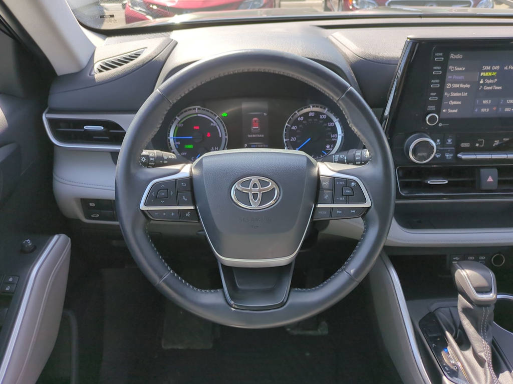 2022 Toyota Highlander LE 14