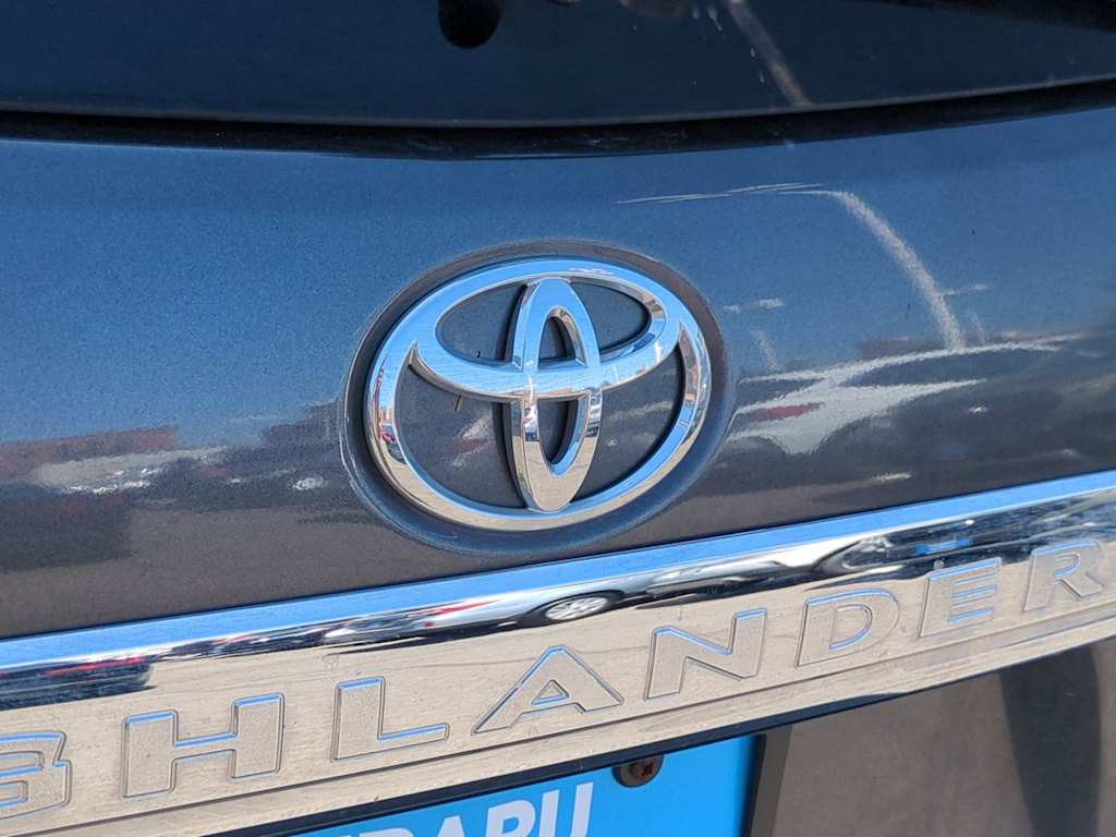 Thumbnail: 2013 Toyota Highlander - 7