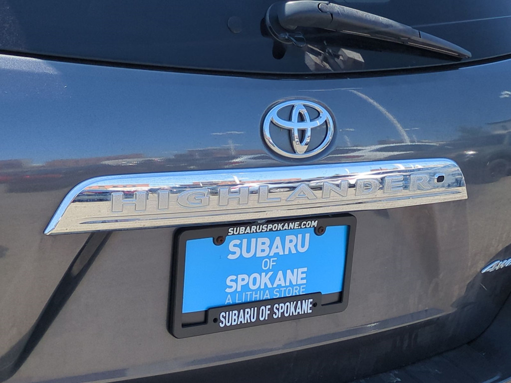 Thumbnail: 2013 Toyota Highlander - 25
