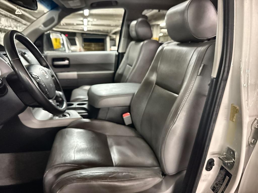 Thumbnail: 2008 Toyota Sequoia - 11