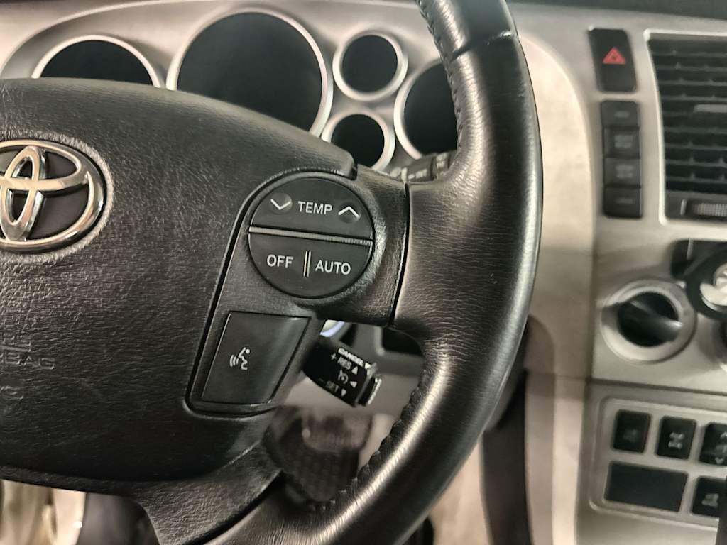 Thumbnail: 2008 Toyota Sequoia - 33
