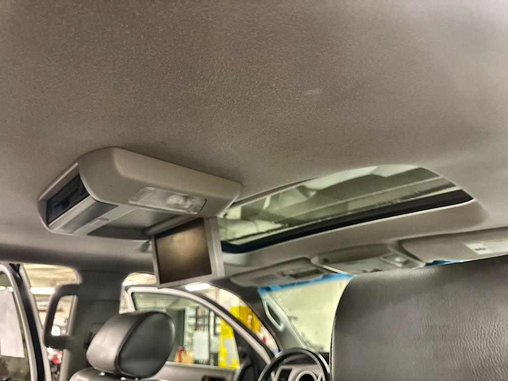 Thumbnail: 2008 Toyota Sequoia - 31