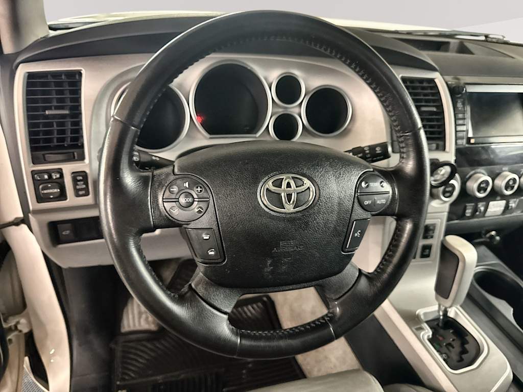 Thumbnail: 2008 Toyota Sequoia - 10