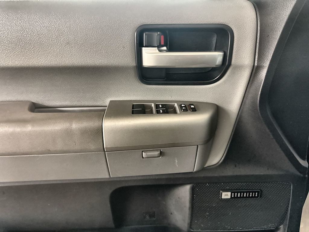 Thumbnail: 2008 Toyota Sequoia - 27