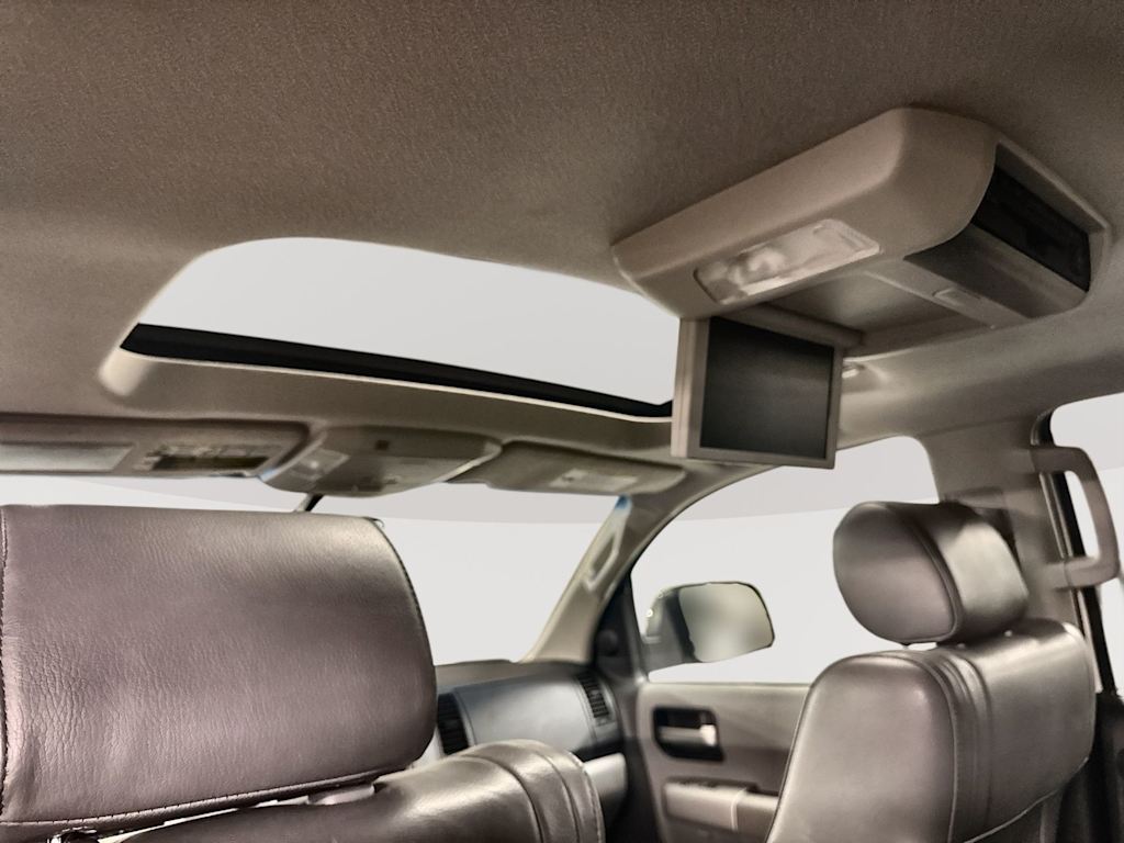 Thumbnail: 2008 Toyota Sequoia - 28