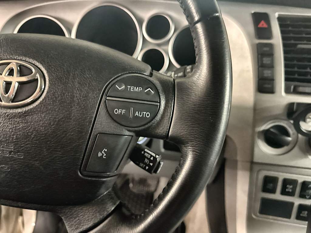 Thumbnail: 2008 Toyota Sequoia - 33