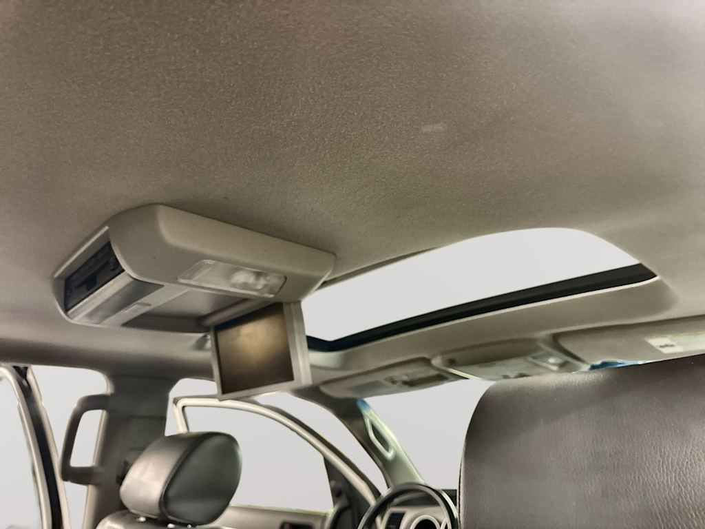 Thumbnail: 2008 Toyota Sequoia - 31