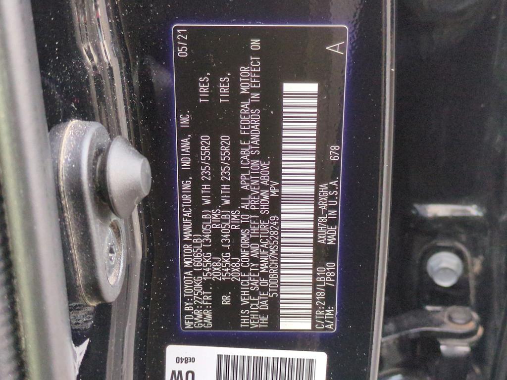 Thumbnail: 2021 Toyota Highlander - 19