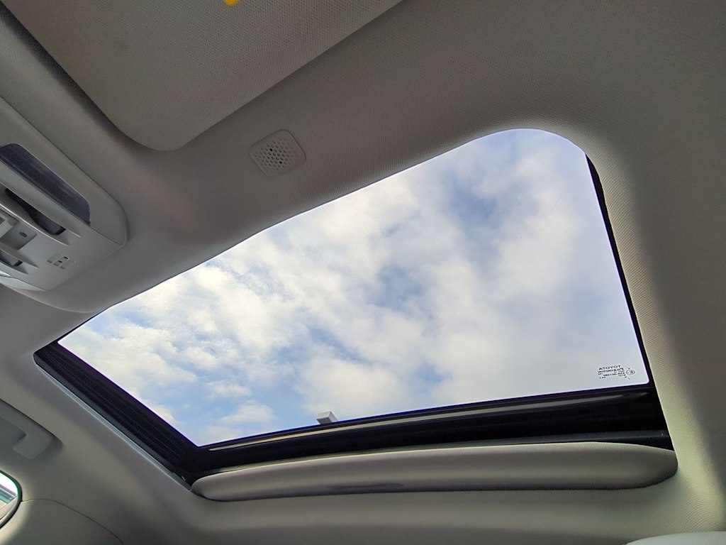 Thumbnail: 2021 Toyota Highlander - 27