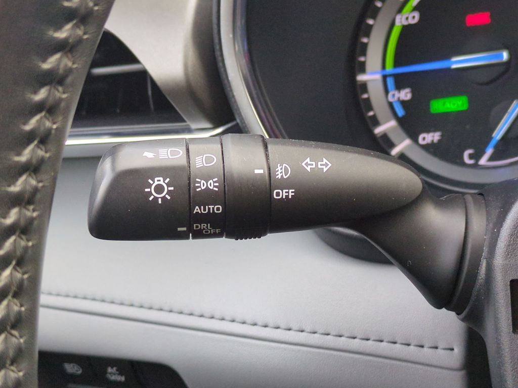 Thumbnail: 2021 Toyota Highlander - 17