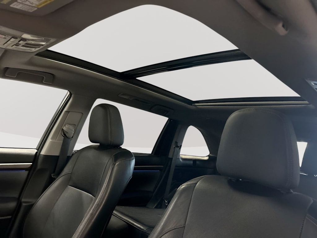 Thumbnail: 2015 Toyota Highlander - 28