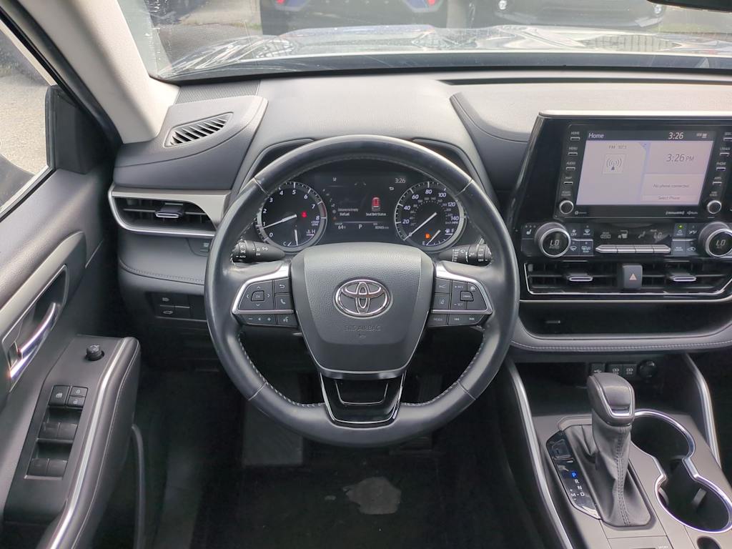 Thumbnail: 2021 Toyota Highlander - 14