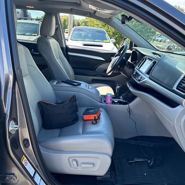 Thumbnail: 2019 Toyota Highlander - 7