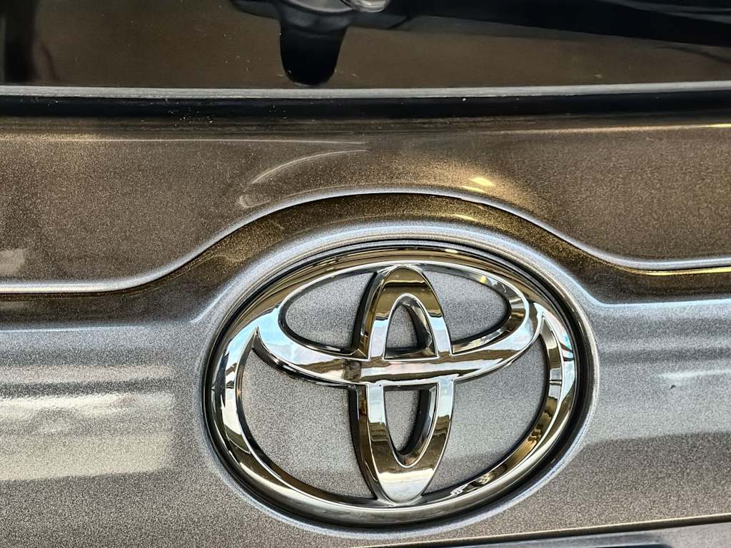 Thumbnail: 2019 Toyota Highlander - 6