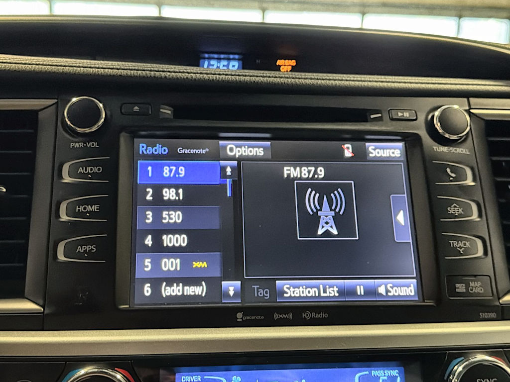 Thumbnail: 2019 Toyota Highlander - 36