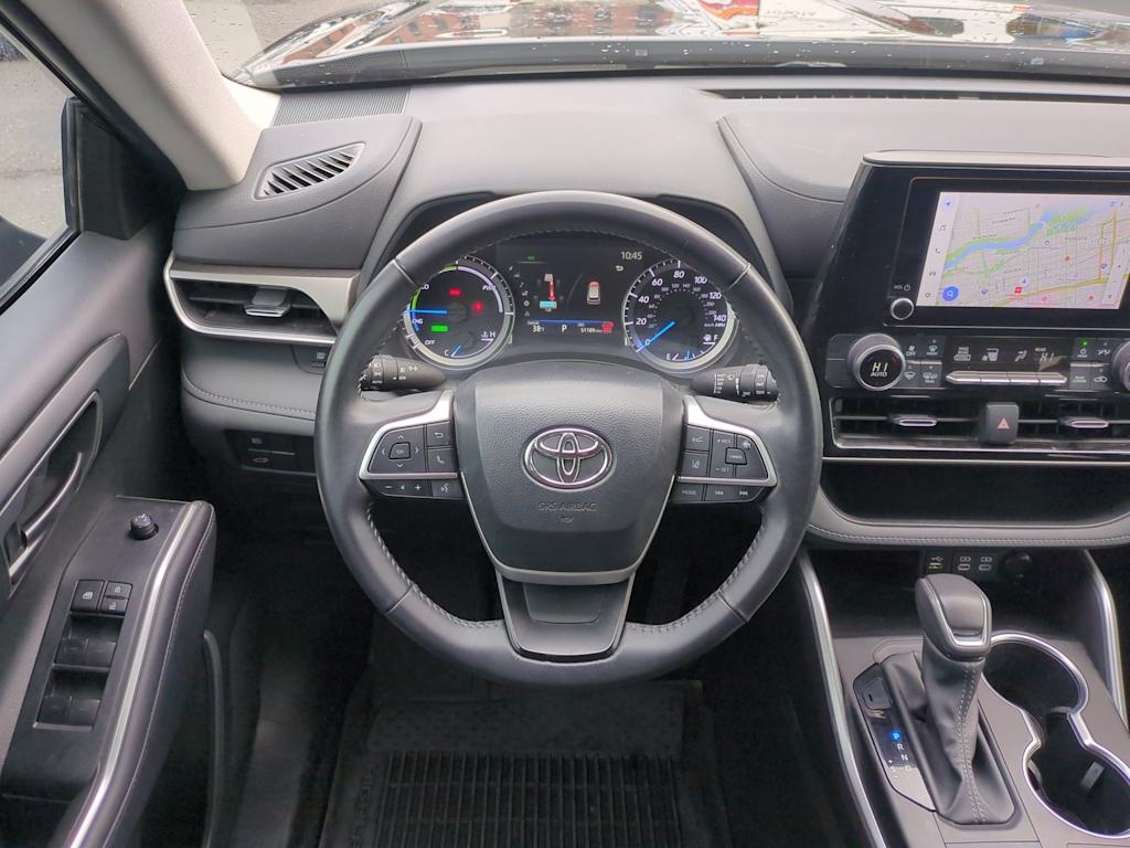 Thumbnail: 2024 Toyota Highlander - 14