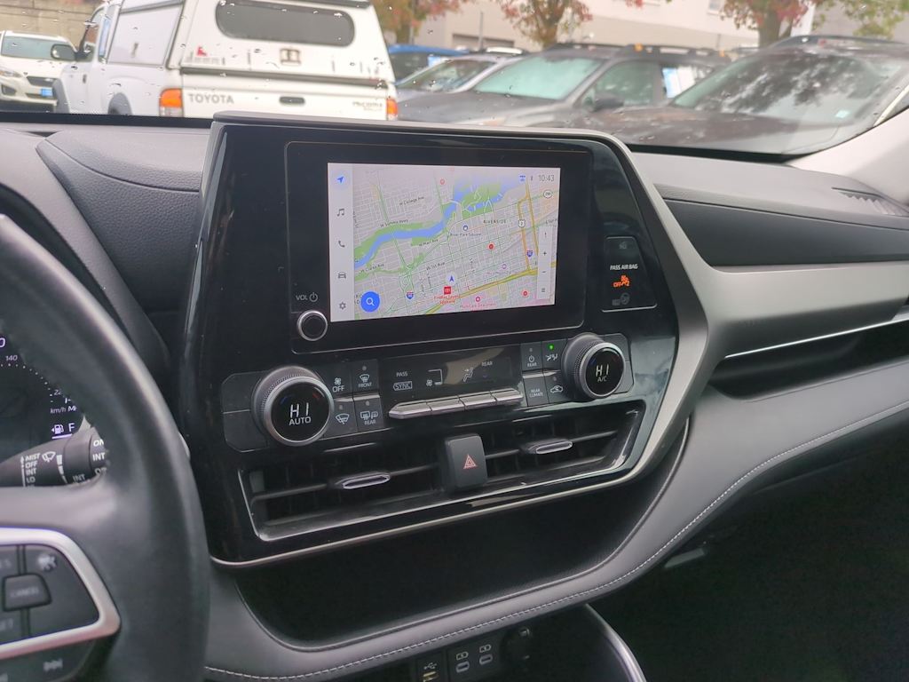 Thumbnail: 2024 Toyota Highlander - 15