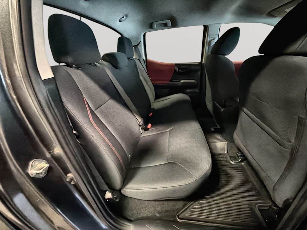 Thumbnail: 2019 Toyota Tacoma - 27