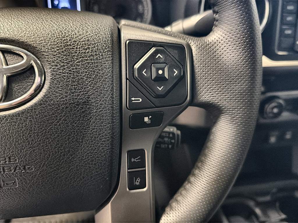 Thumbnail: 2019 Toyota Tacoma - 29