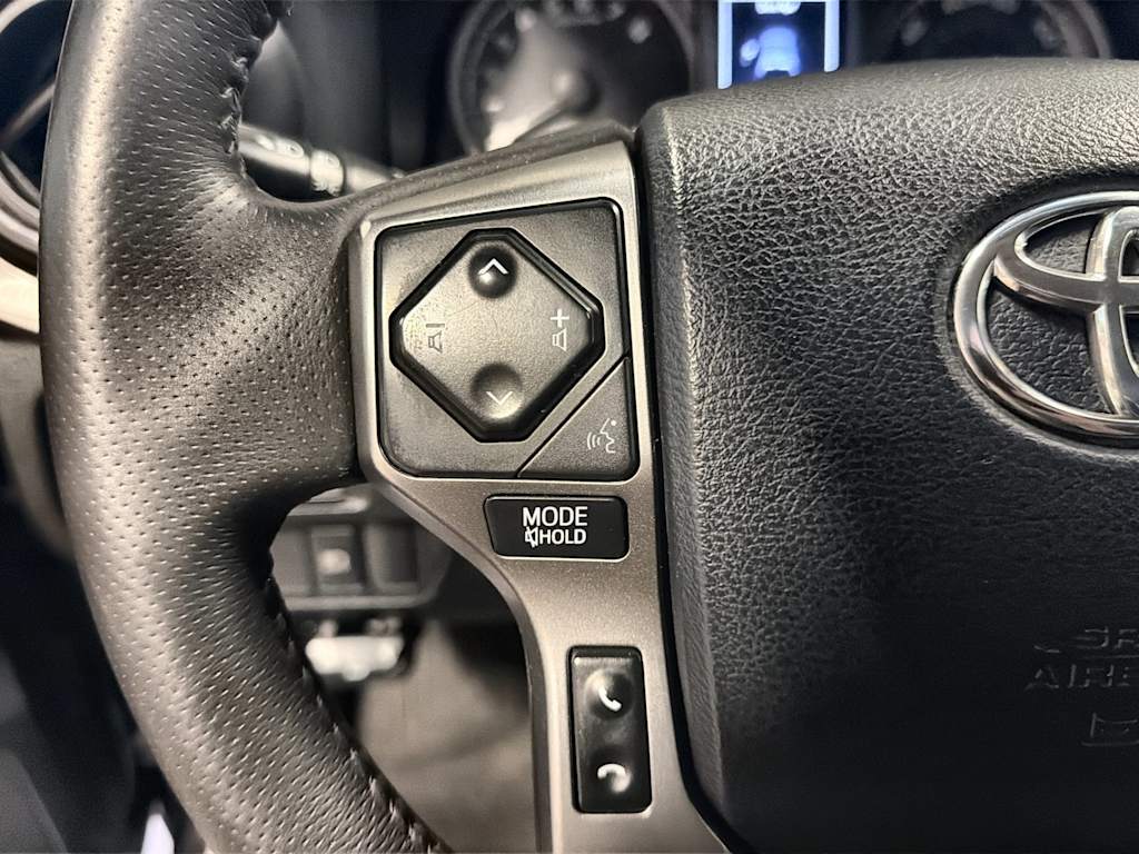 Thumbnail: 2019 Toyota Tacoma - 28