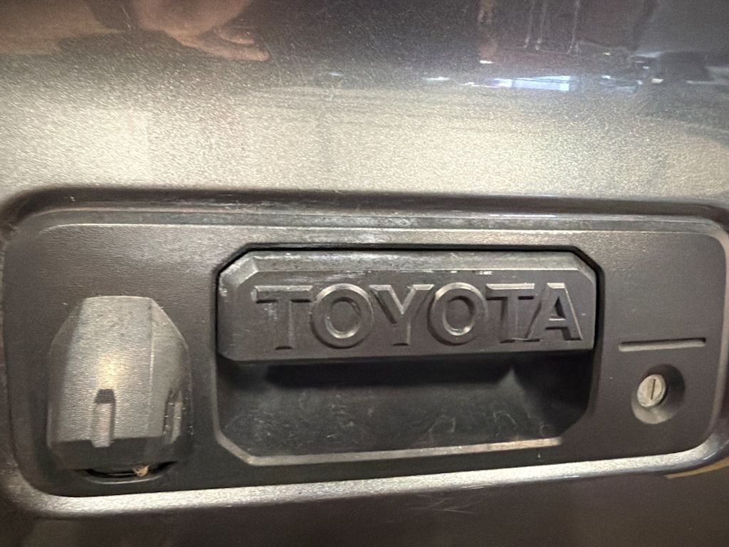 Thumbnail: 2019 Toyota Tacoma - 24