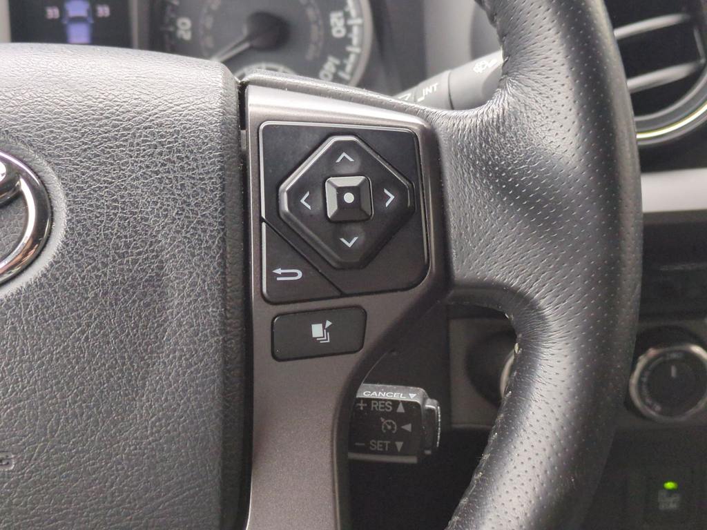 Thumbnail: 2017 Toyota Tacoma - 30