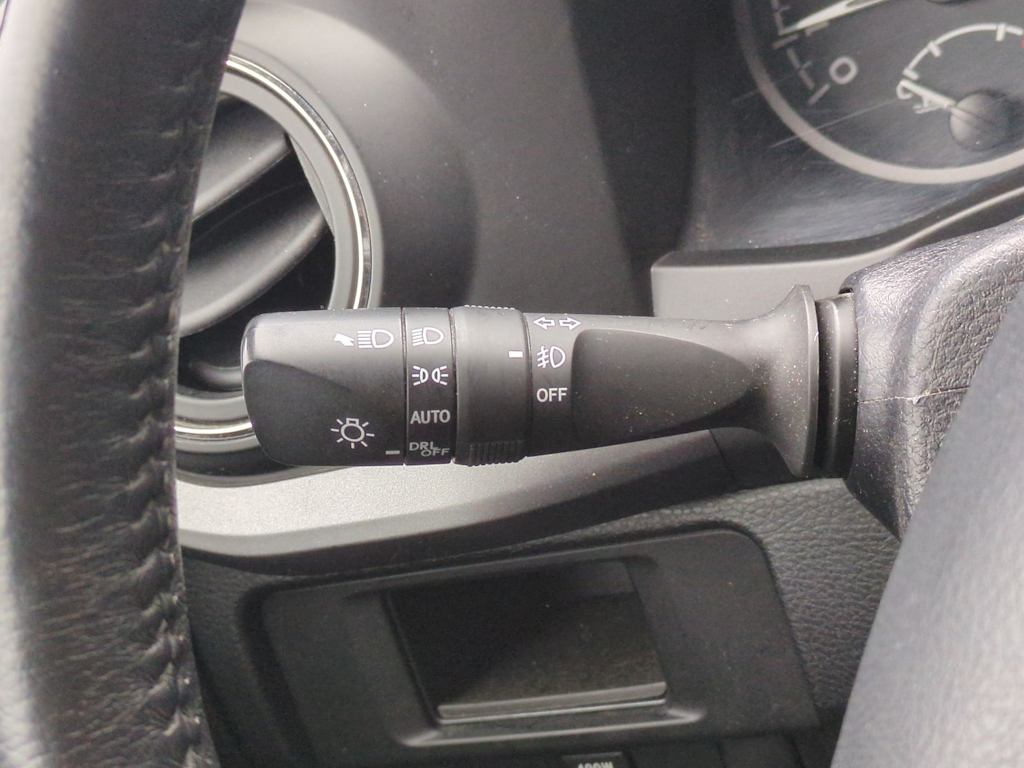 Thumbnail: 2017 Toyota Tacoma - 32