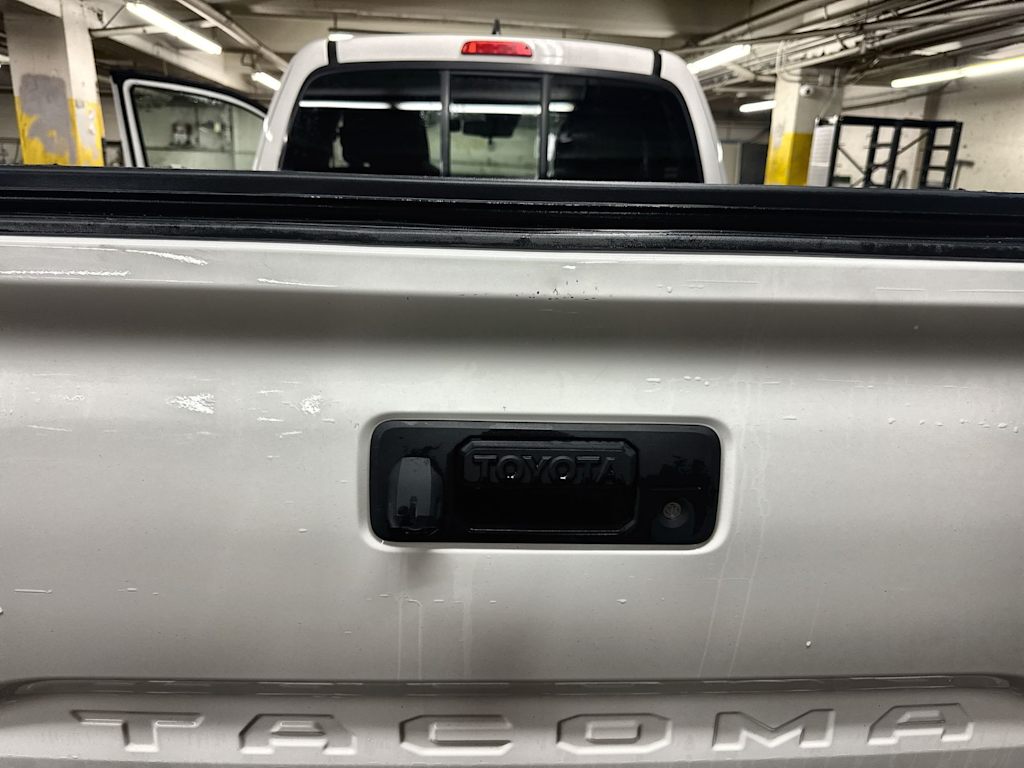Thumbnail: 2019 Toyota Tacoma - 24