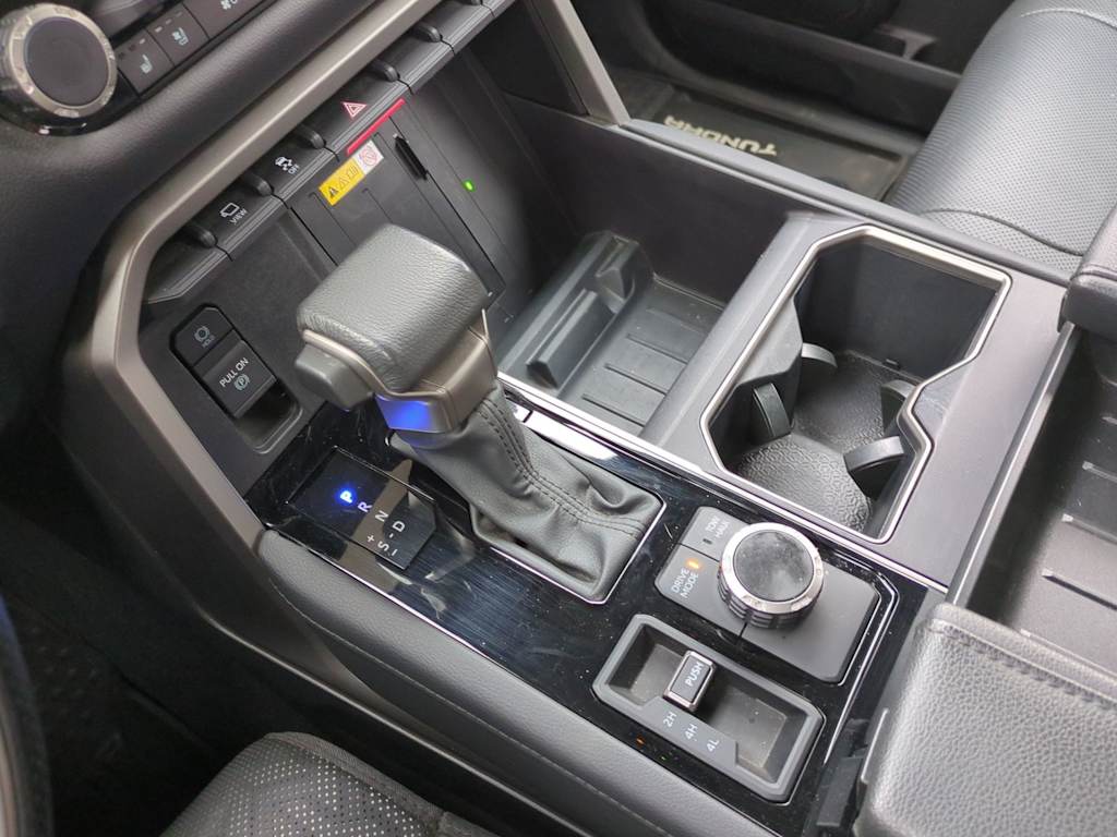 Thumbnail: 2024 Toyota Tundra - 15