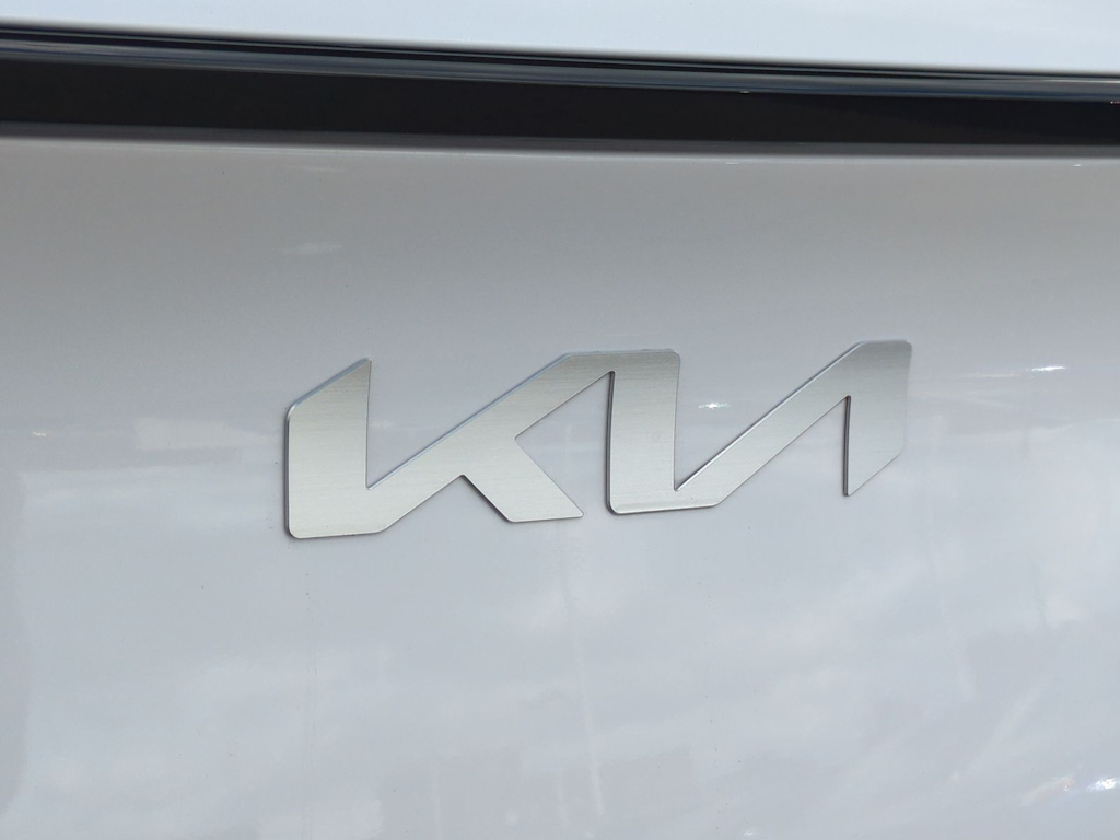 Thumbnail: 2026 Kia Sportage - 6