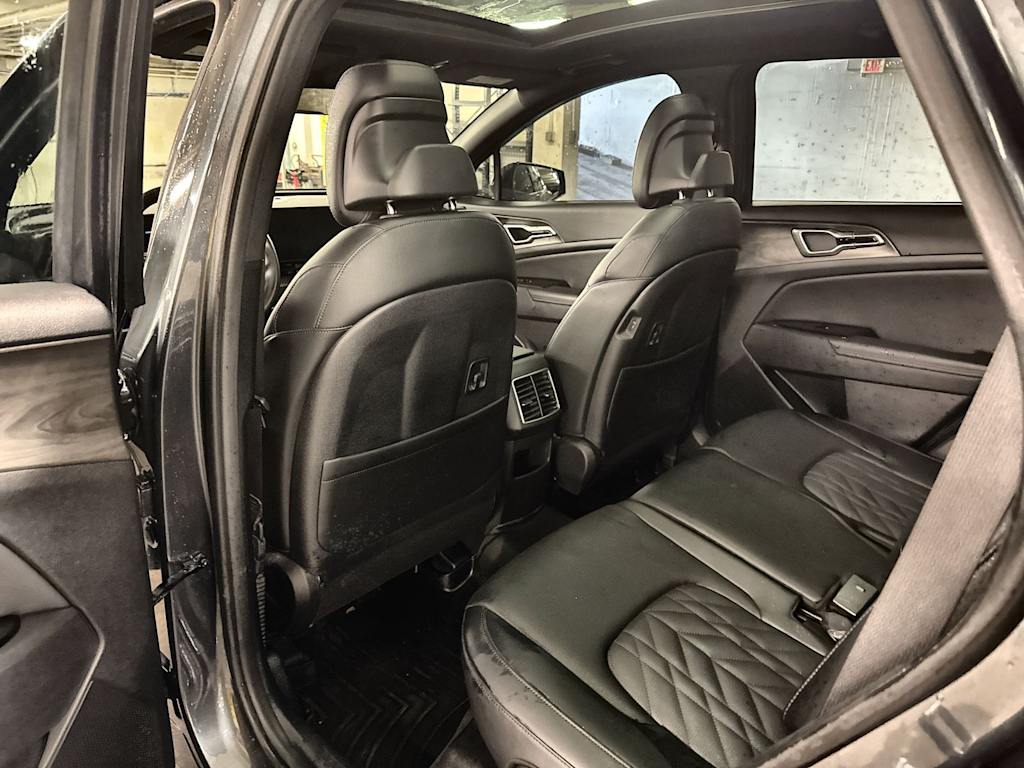 Thumbnail: 2023 Kia Sportage - 11