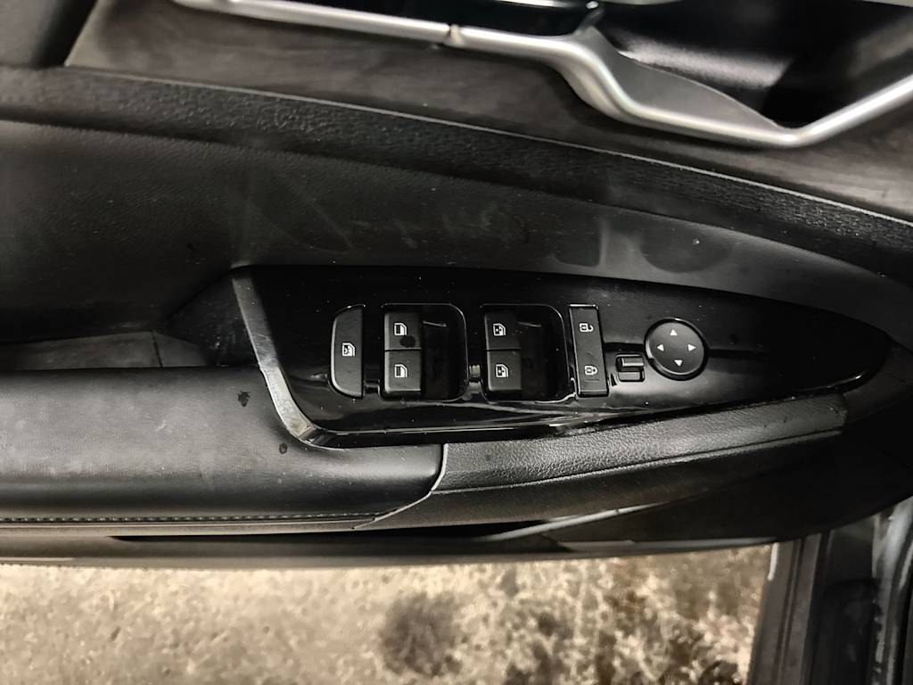 Thumbnail: 2023 Kia Sportage - 24